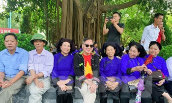 Hát Sli, Lượn mừng tết Độc lập ở thành phố Lạng Sơn