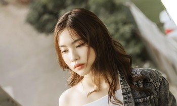 Nữ sinh trường Đại học Thương mại có bộ ảnh trên sân bóng rổ được hàng nghìn like