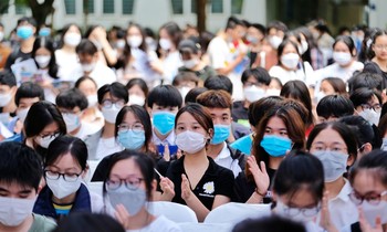Hàng ngàn thí sinh tham dự 'Ngày hội tư vấn tuyển sinh'