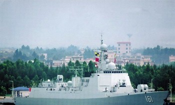 Tàu khu trục Hohhot thuộc lớp Type 052D của Trung Quốc. 