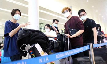 Hậu COVID-19, du học sinh đồng loạt chuyển về học trong nước