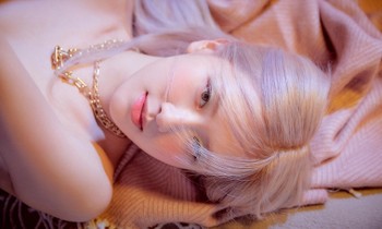 On The Ground của Rosé không giành cúp âm nhạc trong nước nhưng vẫn No.1 Billboard Global