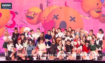 MAMA 2022: Sân khấu kết hợp của 5 tân binh nữ gây thất vọng, như nhảy random dance