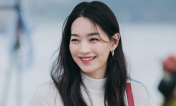 "Hometown Cha-Cha-Cha": Shin Min Ah gặp rắc rối chỉ vì một thứ idol K-Pop mặc thường xuyên
