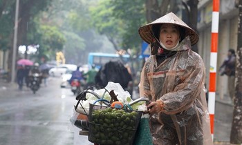Hà Nội nồm ẩm đỉnh điểm chuẩn bị đón rét khô