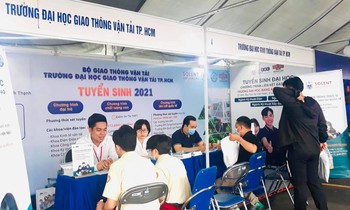 Trường GTVT TP. HCM và ĐH Công nghiệp TP. HCM công bố kết quả xét tuyển các phương thức