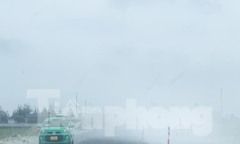 Dân khốn khổ vì dự án 130 tỷ đồng thi công khiến bụi 'nhuộm trắng' đường