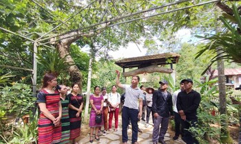 Tập huấn du lịch sinh thái cho các đồng bào dân tộc thiểu số