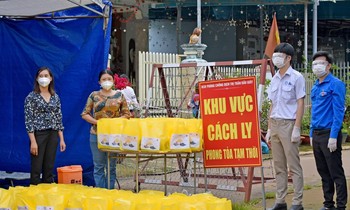“Thu nồng ấm” giữa mùa dịch COVID-19