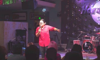 Thới Anh Khôi: ‘Diễn hài độc thoại phải dám là chính mình’