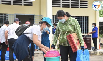 “Xuân và nụ cười 2022”: Chia sẻ yêu thương
