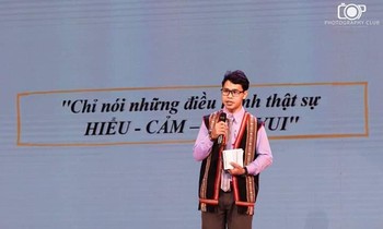 Ước mơ trở thành diễn giả chuyên nghiệp của chàng trai Điểu Vượt