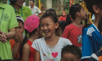 ‘Trung Thu năm nay các em sẽ không còn buồn nữa đâu’