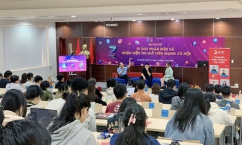 Tin giả không còn là nỗi lo của riêng sinh viên