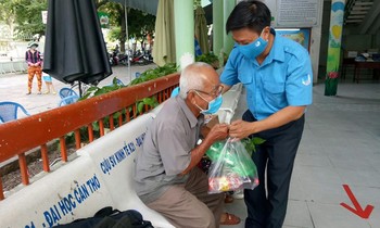 Cần Thơ: “Siêu thị yêu thương 0 đồng” giúp người nghèo