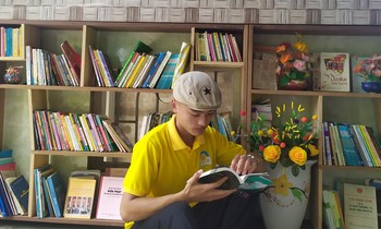 Tủ sách cộng đồng của hai sinh viên Phú Yên