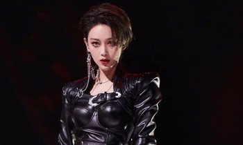 Cô vợ quân nhân đẹp nhất C-biz, Trương Hinh Dư phủ nhận tin đồn đang mang thai lần hai