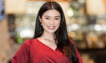 Đối thủ của Hoa hậu Đỗ Thị Hà tại 'Hoa hậu Thế giới 2021' đến Việt Nam: 'Visual không góc chết'