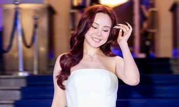 Sau thị phi từ thiện, Vy Oanh đụng độ 'Hoa hậu đẹp nhất châu Á' và MC chân dài 1,1m
