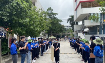 Kỳ thi đặc biệt và những cách tiếp sức mùa thi đậm chất Kiến trúc