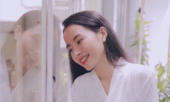 Xúc động về “người cha” bán ổi – Nữ giảng viên xinh đẹp nhận “bão view” trên tiktok