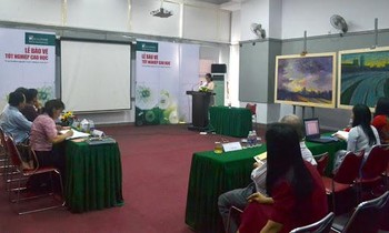 Sinh viên được bảo vệ tốt nghiệp trực tuyến
