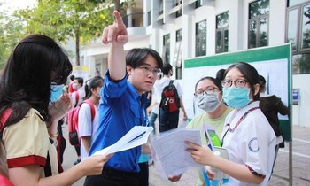 Hàng loạt trường đại học phải dời kỳ thi riêng vì dịch COVID-19
