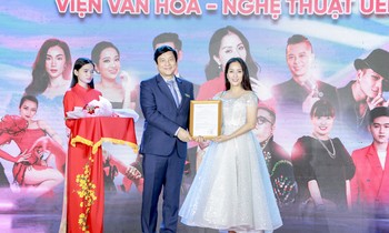 'Nữ hoàng Dancesport' Khánh Thi làm Viện trưởng Viện Văn hóa Nghệ thuật UEF