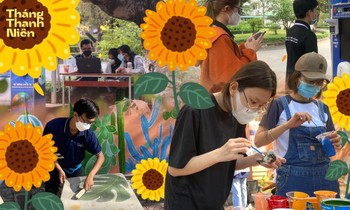 Tháng Thanh Niên: Đại học KHXH&NV TP.HCM tân trang vườn học tập, ra mắt đội chống COVID-19