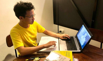 Nam sinh viên Ngoại thương học tập và làm việc theo gương Bác