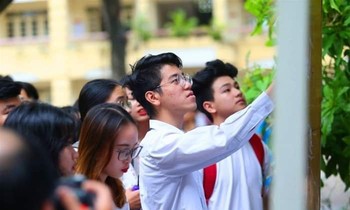 Phải xếp hạng đại học vì 'cuộc chiến' tuyển sinh