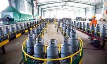 Bãi bỏ quy định nhà phân phối phải có 100.000 bình gas