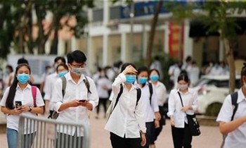 Đề xuất bỏ môn thi thứ 4 vào lớp 10: Chúng ta đừng áp lực quá?