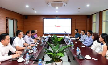 Giám đốc điều hành, phụ trách Việt Nam của Google làm việc với báo Tiền Phong