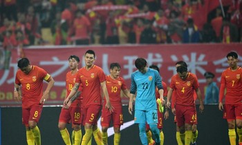 2 quan chức cấp cao của Liên đoàn bị điều tra, bóng đá Trung Quốc vướng scandal mới?