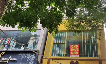 Mặc dù được mở cửa nhưng những sản phẩm ăn theo du lịch vẫn đang gặp khó khăn