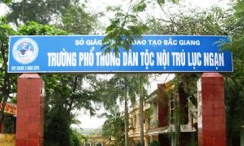 Phê bình Chủ tịch UBND huyện Lục Ngạn vì để 29 ca lây chéo trong khu cách ly