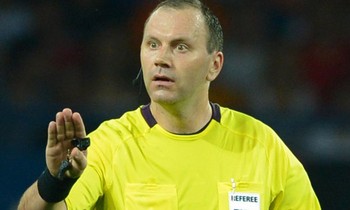 Trọng tài Jonas Eriksson là một triệu phú