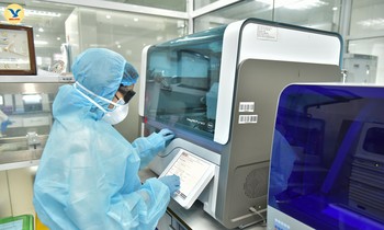 Chủ động phòng chống dịch, tinh thần ứng phó của nhiều doanh nghiệp sau Tết Nguyên đán