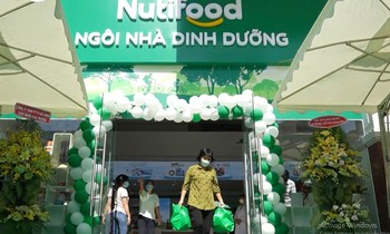 Nutifood trao tận tay khách hàng giải pháp dinh dưỡng của các chuyên gia