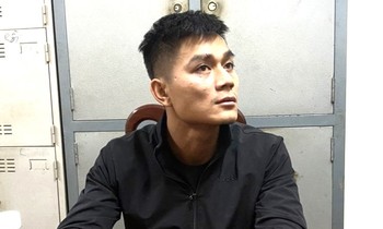 Mang dao đi đòi bồi thường, rồi đâm chết người