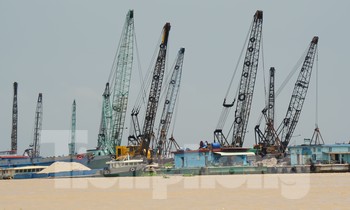 Vì sao An Giang không đấu giá quyền khai thác cát tại 21 khu vực trên sông Tiền, sông Hậu?