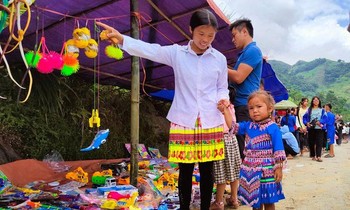 Thanh Hoá: Bảo tồn, phát triển tiếng nói, chữ viết, trang phục của đồng bào dân tộc thiểu số