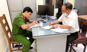 Ông Tất Thành Cang, cựu Phó Bí thư Thành ủy TPHCM sẽ hầu tòa vào hôm nay 27/12. Ảnh: CA