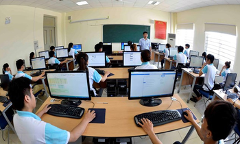 Teen "thả tim" cho sự đổi mới: Học sinh trường nghề phải học 3 môn bắt buộc