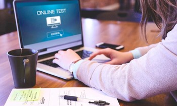 Đà Nẵng thi học kỳ online: Muôn kiểu tai nạn từ rớt mạng, đề hiển thị lỗi, tải chậm...