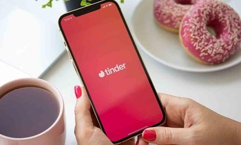 Thái Lan cảnh báo: Người nào gian dối trên các ứng dụng hẹn hò cũng bị coi là phạm pháp!