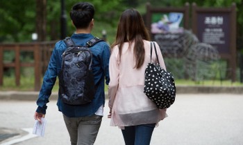 Thủ đô Seoul đăng lời khuyên thế nào cho nữ giới mà khiến cư dân mạng Hàn Quốc nổi nóng?