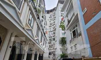 Chung cư mini cao 8 tầng của bị can Nghiêm Quang Minh ở địa chỉ số 28, ngõ 12 phố Chính Kinh (phường Nhân Chính, quận Thanh Xuân). Ảnh: Duy Phạm
