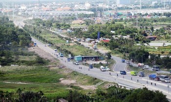 Phân lô bán nền 'lệch' quy hoạch khiến khách hàng 10 năm chưa được cấp sổ